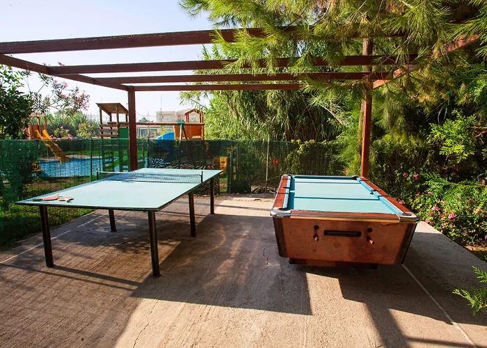 May Beach Hotel Hotel