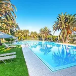 May Beach Hotel Hotel