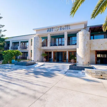May Beach Hotel Hotell 4*