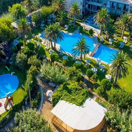 May Beach Hotel Hotell