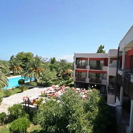 May Beach Hotel Hotell 4*