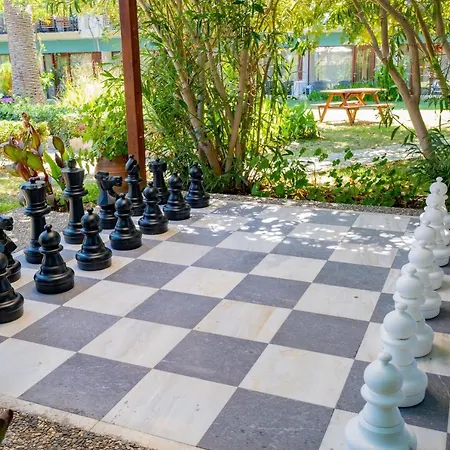 May Beach Hotel Ξενοδοχείο