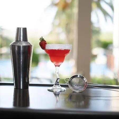May Beach Hotel Rethymno (Crete)