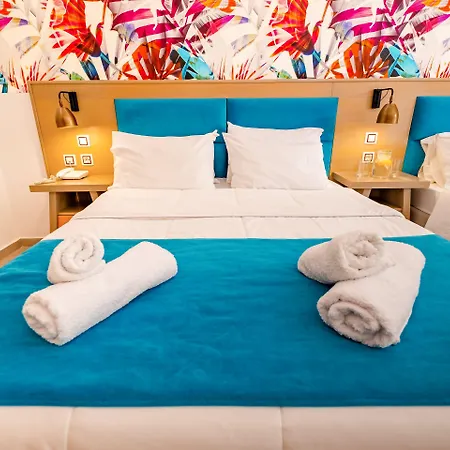 Hotell May Beach Hotel 4*
