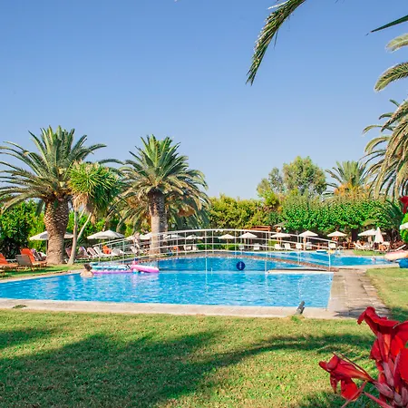 May Beach Hotel 4*