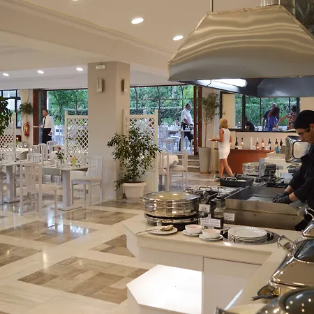 May Beach Hotel Ξενοδοχείο