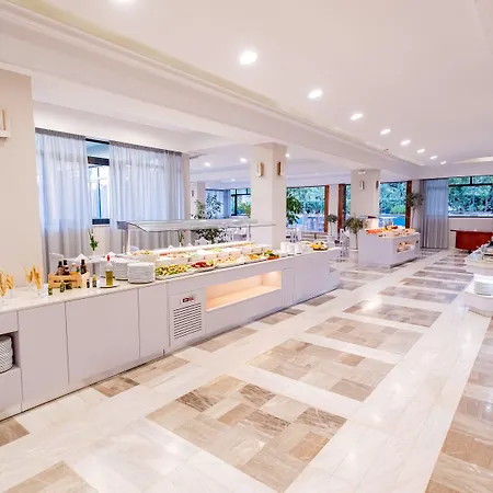 May Beach Hotel Retimno