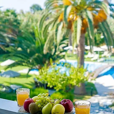 Hotel May Beach Hotel