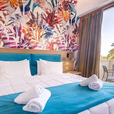 May Beach Hotel Retimno