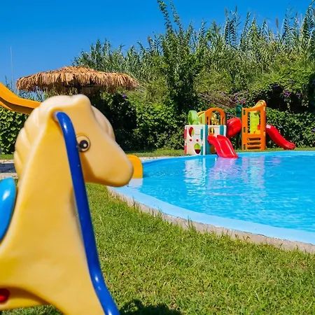 ホテル May Beach Hotel
