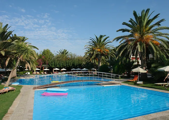 Hotell May Beach Hotel